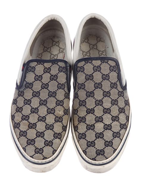 gucci canvas shoe